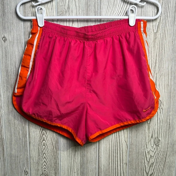 Women’s Nike Short Pink Orange Size Medium - Picture 1 of 6